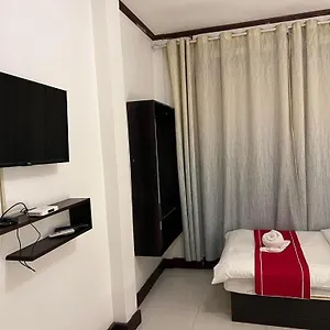 מלון Jasmine Place House, לואנג פרבאנג