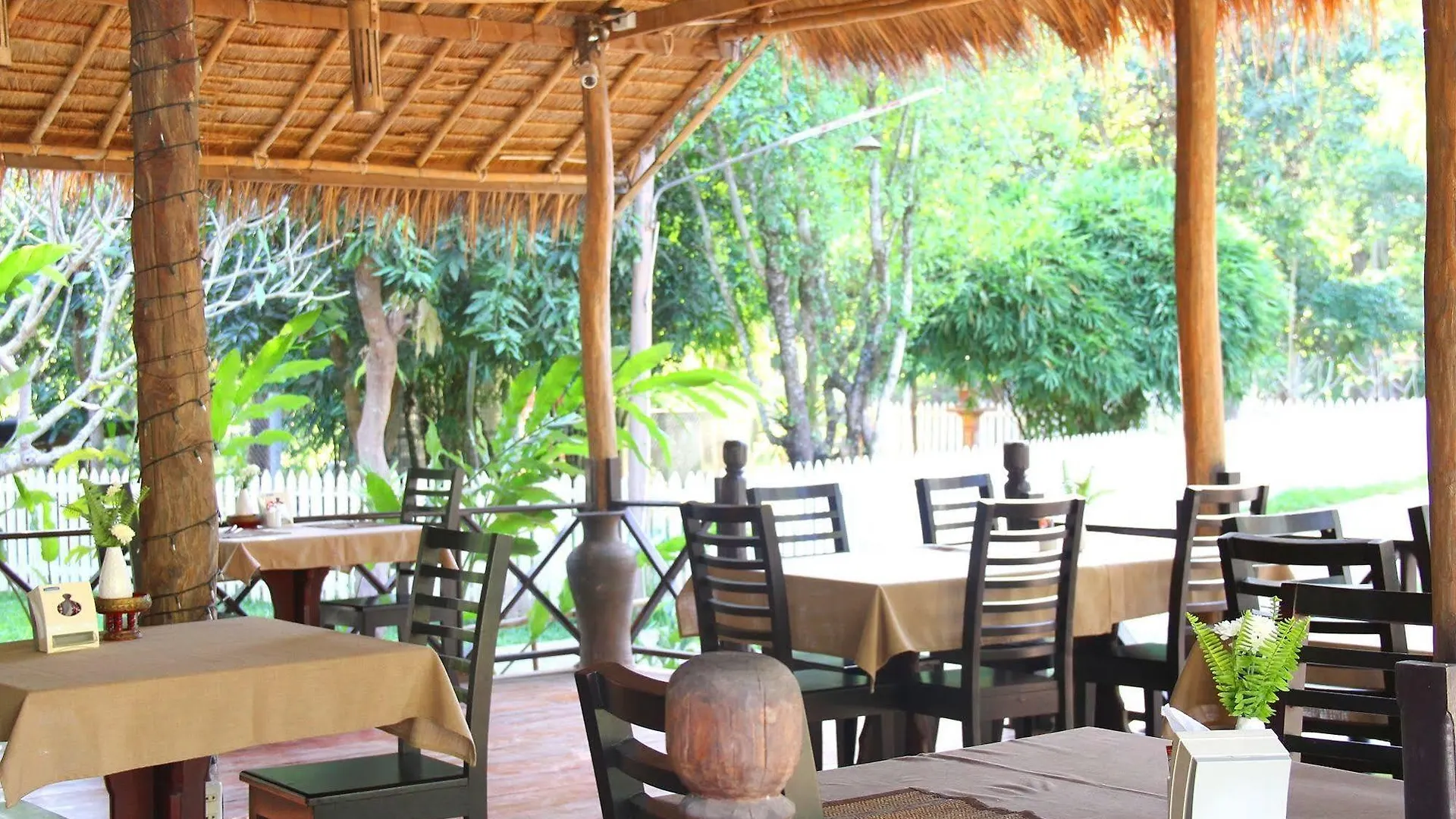 Üdülőközpont Luang Prabang Chanon Hotel