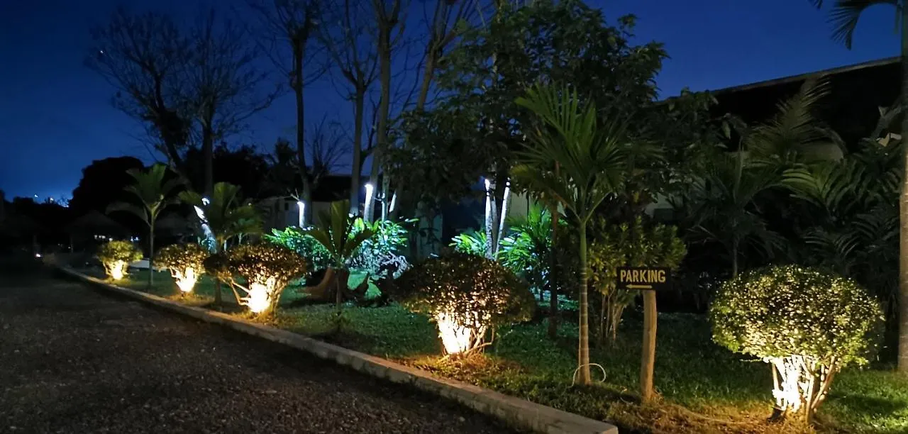 **** Üdülőközpont Luang Prabang Chanon Hotel Laosz