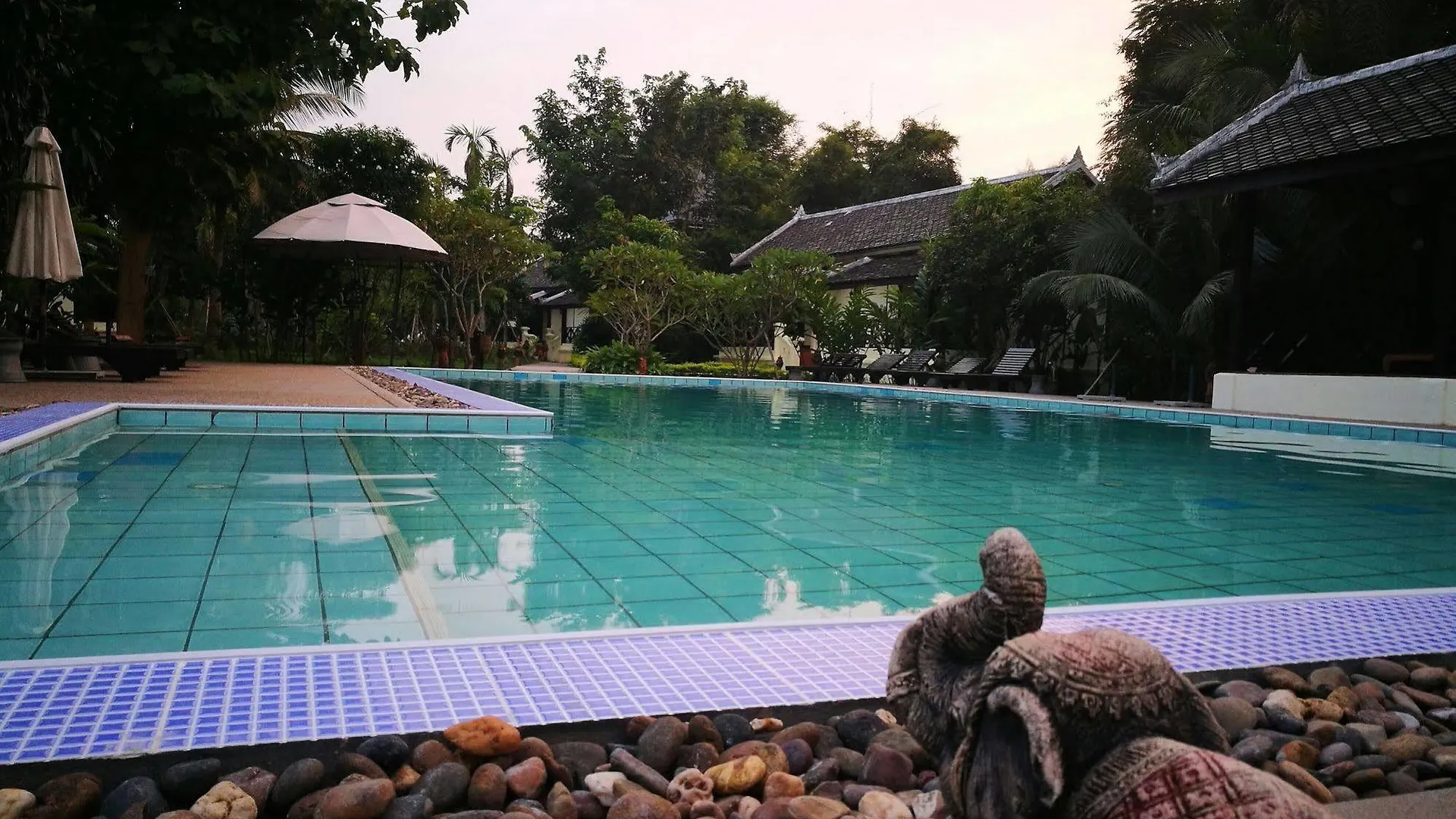 Luang Prabang Chanon Hotel 4*, Luang Prabang Laos